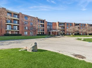 (Undisclosed Address), Arlington Heights, IL 60005