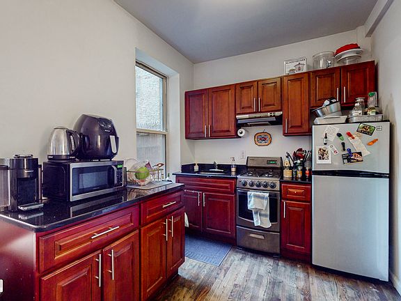 4th image of 155 E 92nd St APT 7
