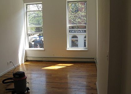 2nd image of 419 Myrtle Ave APT 1