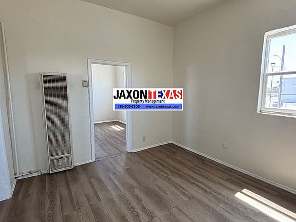 5th image of 920 S Stanton St APT 5