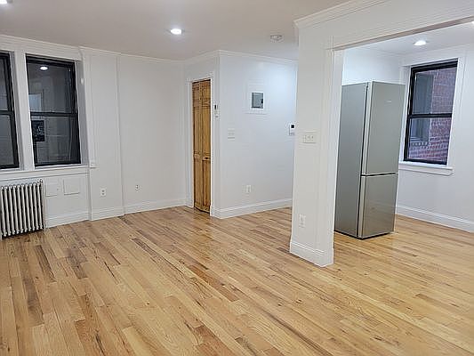1st image of 239 W 10th St #2D