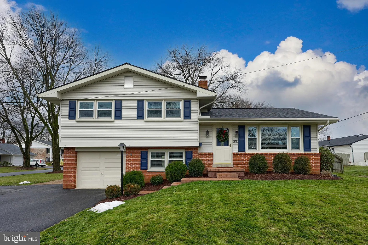158 Farm Ln photo 1