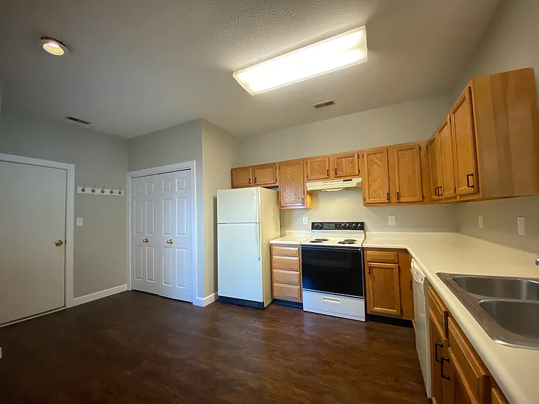 5310 Cotton Bay Dr W — Photo 8