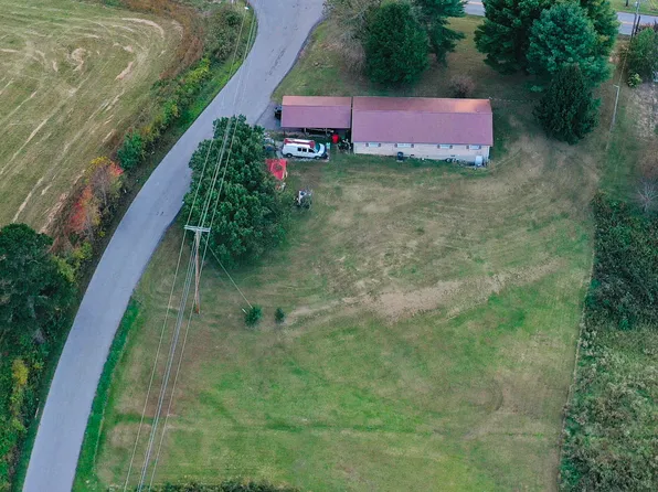 191 Mount Zion Rd, East Bernstadt, KY 40729