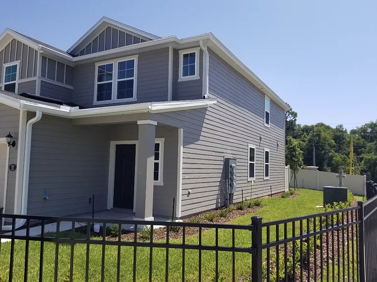 52 Beach Palm Ct — Photo 2