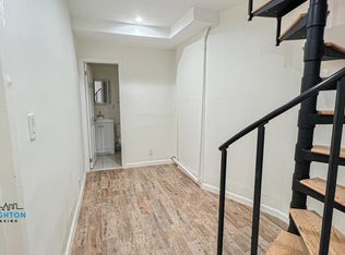 110 9th Ave APT 1, New York, NY 10011
