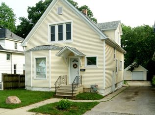 1407 Sterling Ave, Joliet, IL 60432