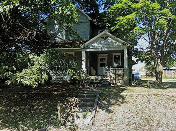 1025 S Freedom Ave, Alliance, OH 44601
