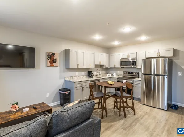 1329 Riverdale Dr #4, Charlottesville, VA 22902