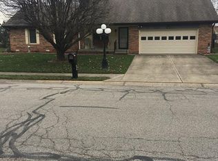 252 Raintree Dr, Danville, IN 46122