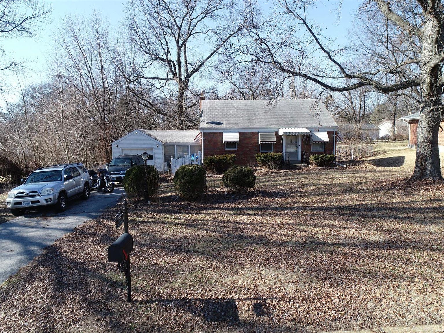 10033 Knollcrest Dr, Saint Louis, MO 63136 Zillow