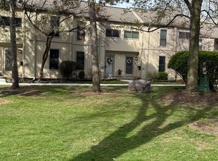 2110 Hyde Park Dr, Detroit, MI 48207