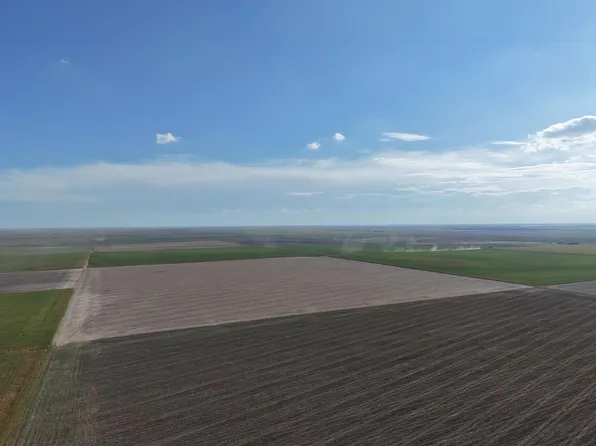 1 W County Rd E, Leoti, KS 67861