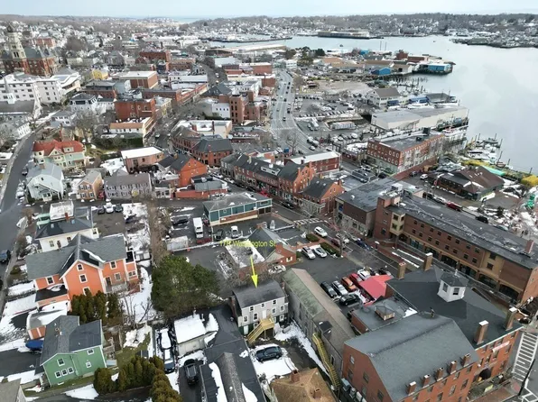 7-7R Washington St, Gloucester, MA 01930