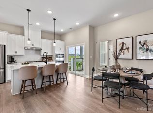 5868 Showers Way, Charlotte, NC 28215