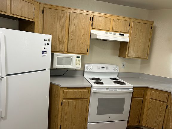 4th image of 7425 Charmant Dr #2711