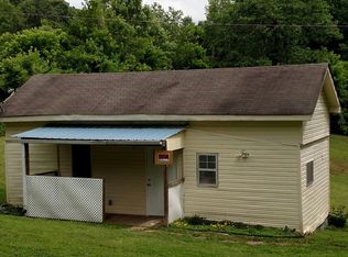 294 Hayes Rd, Charlotte, TN 37036