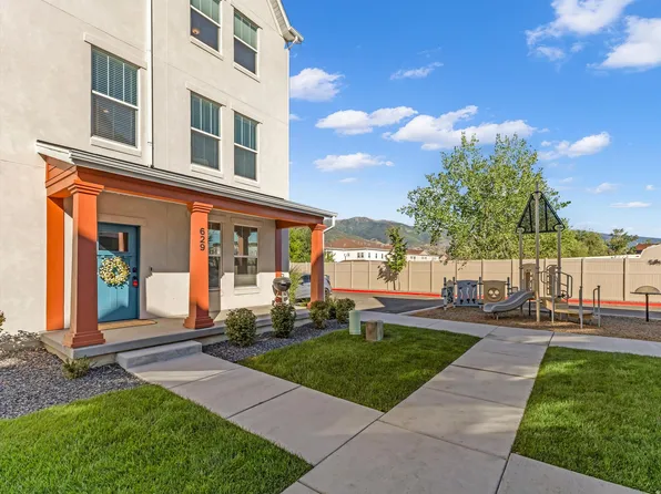 629 N Autumn Ash Cir, Kaysville, UT 84037