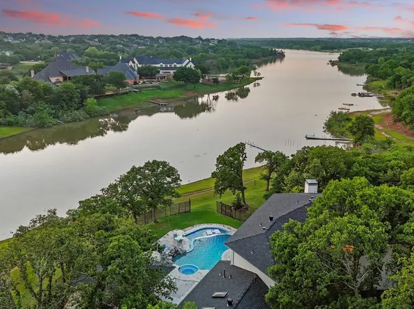 772 Lakewood Ct, Highland Village, TX 75077