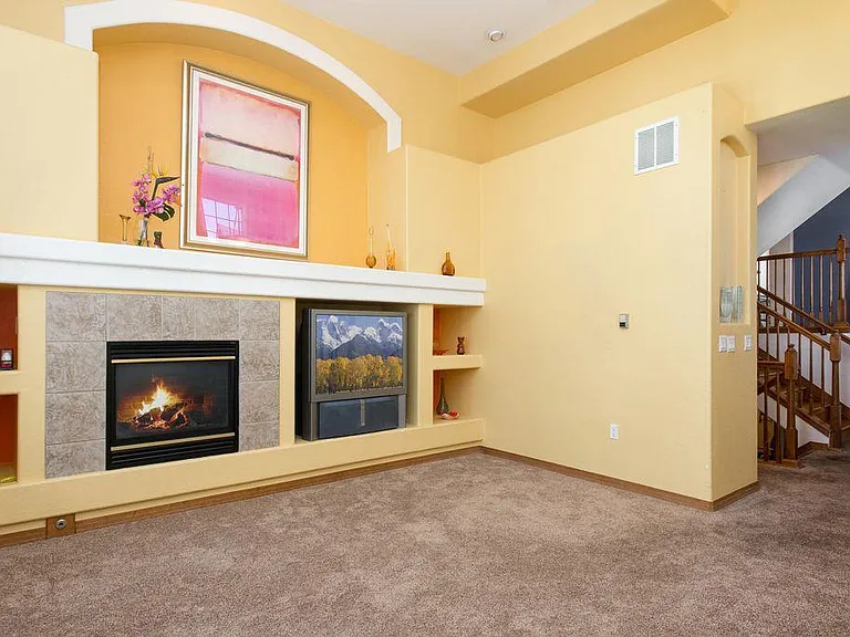 1428 S Dayton Cir — Photo 8