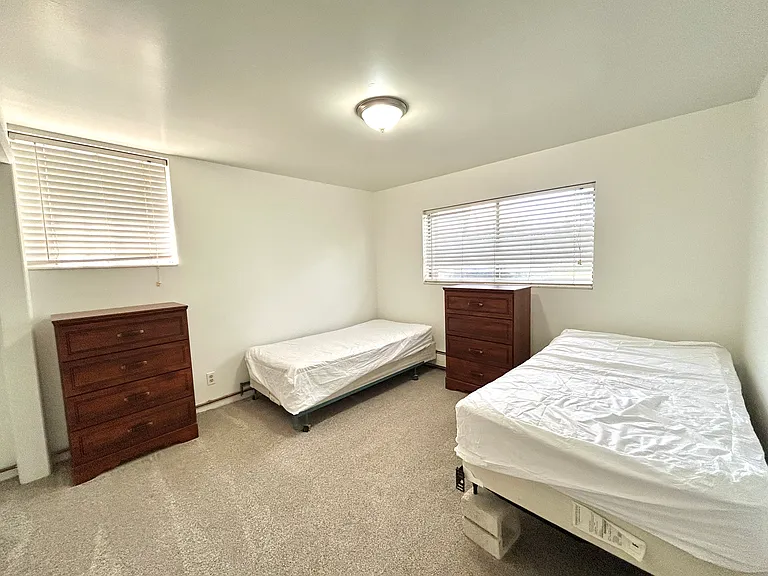 764 N 700 E — Photo 17