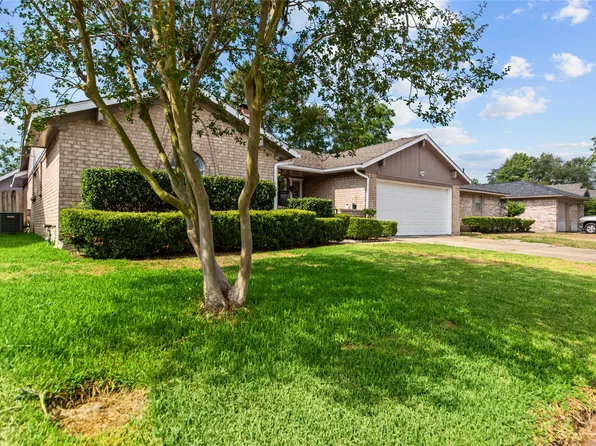 4406 Terlingua St, Pasadena, TX 77504
