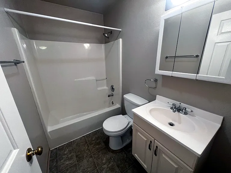 404 Pacific Ave S #A — Photo 12