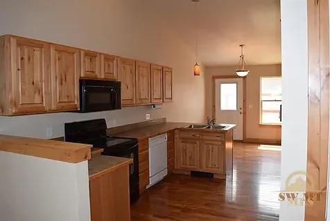 192 Talon Way #B — Photo 5