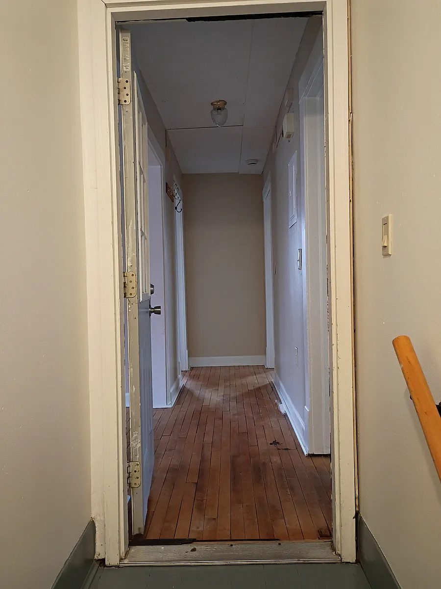 Building Photo - 204 E Central St #6