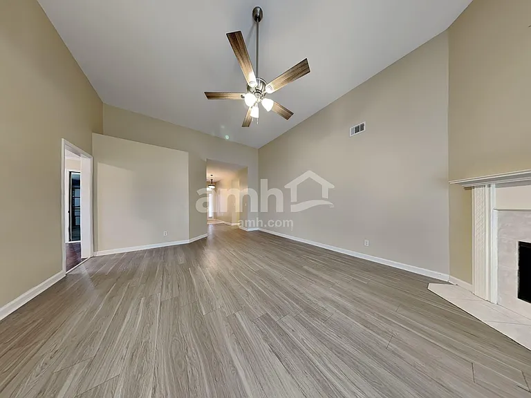303 Keller Rd — Photo 6