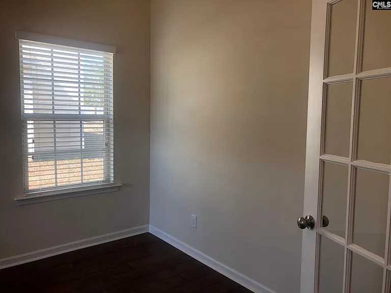 764 Ruskin Dr — Photo 4
