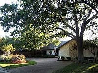 1st image of 424 Lake Louise Ct