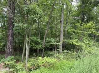 Owego Tpke, Milford, PA 18337