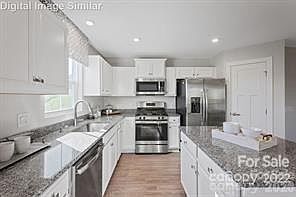 2nd image of 1017 Pemberley St