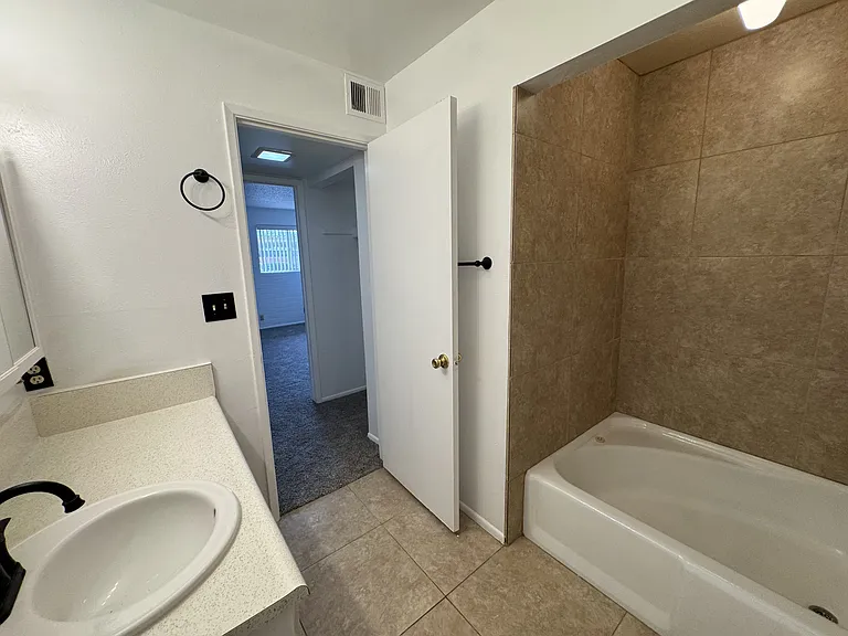 4917 N 73rd St #1-17 — Photo 9
