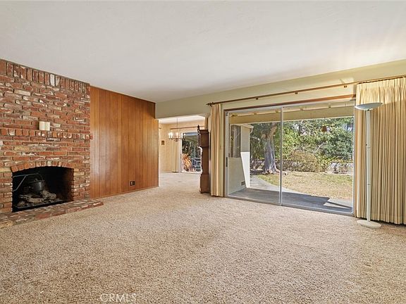 4th image of 1271 Wilcox Ave
