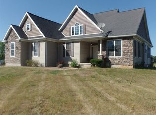 20 N Summerton Rd, Mt Pleasant, MI 48858