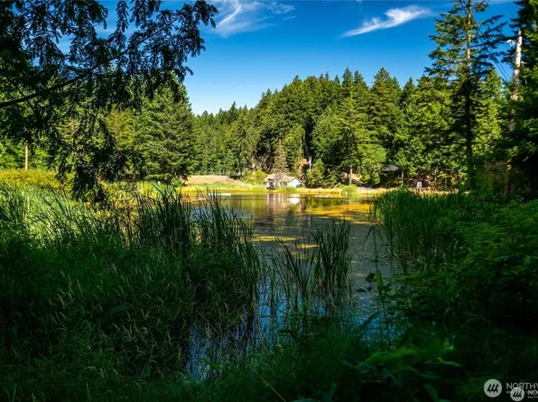2921 Rosewood Terrace, Lummi Island, WA 98262