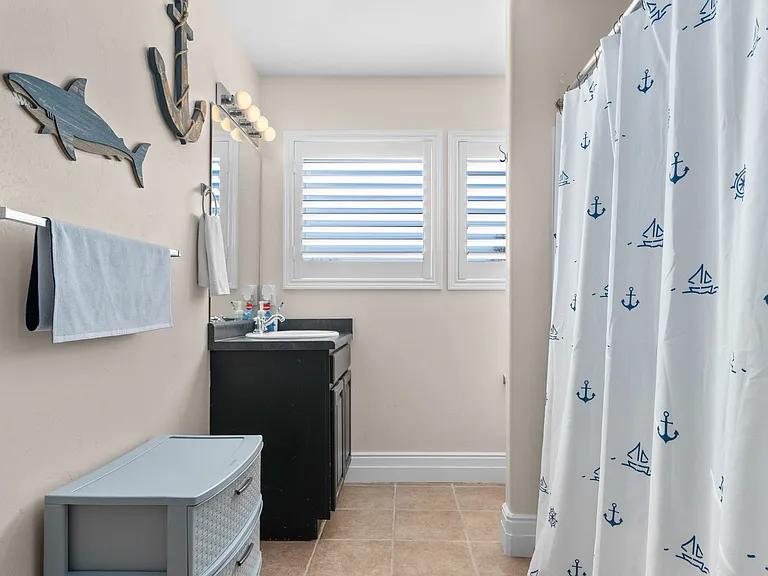 11719 S Zephyr Way — Photo 16
