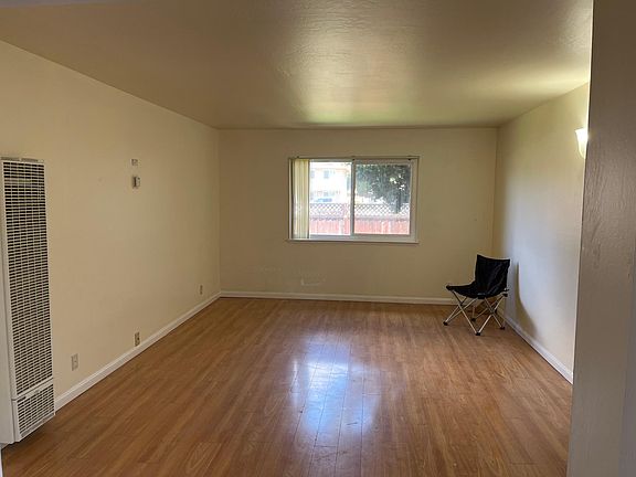 4th image of 4270 Hamilton Ave Unit A