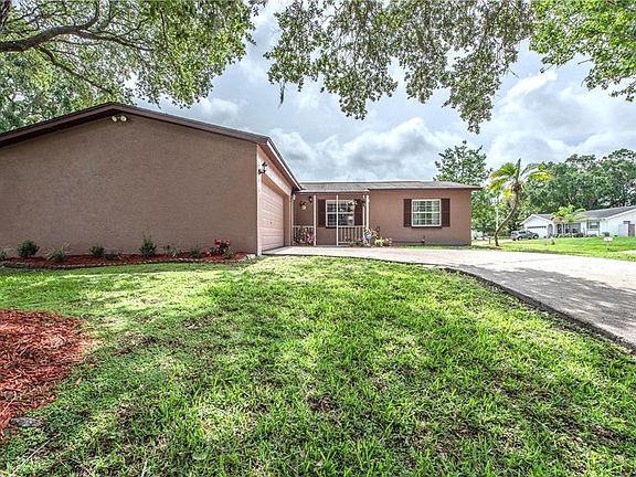 3rd image of 11425 60th Ln