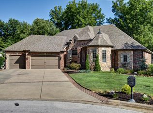 3979 E Kensington St, Springfield, MO 65809