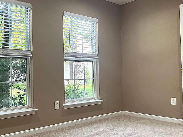 44314 Cornish Ln — Photo 5