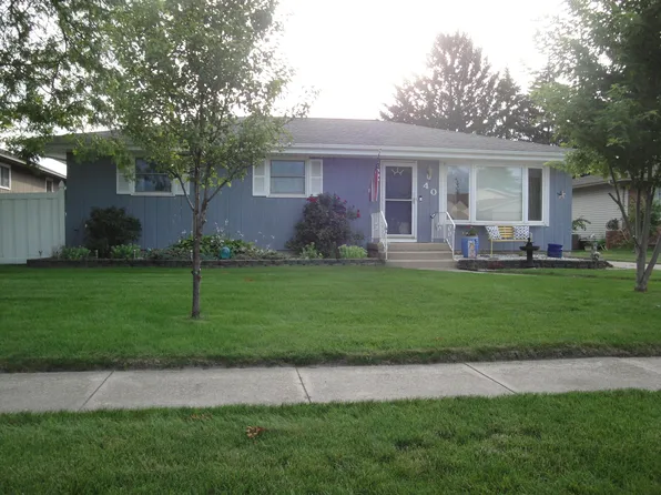 40 Heather Ct, Schererville, IN 46375
