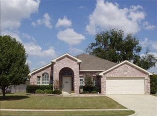 1216 Brandy Station Rd, Grand Prairie, TX 75052