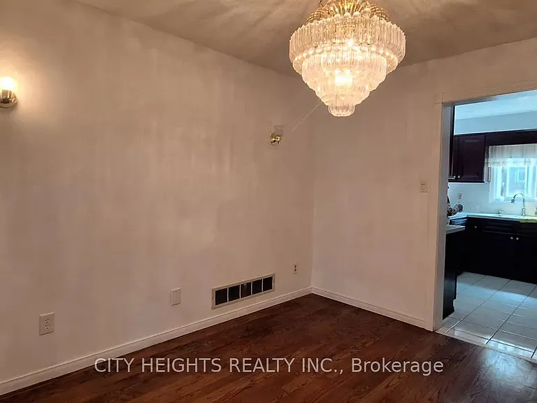120 Littles Rd — Photo 7