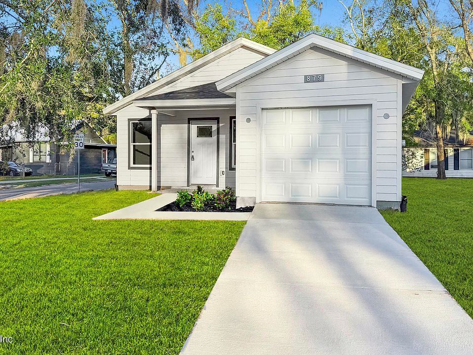 1st image of 879 N MCDUFF Avenue