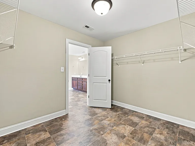208 Misty Cove Ct — Photo 29