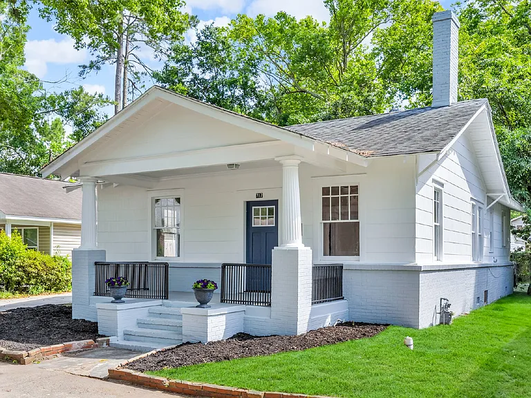 717 Seiler Ave — Photo 1