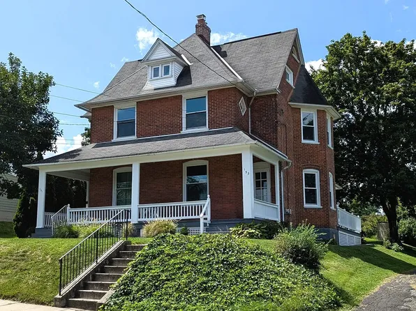 151 2nd St, Schwenksville, PA 19473